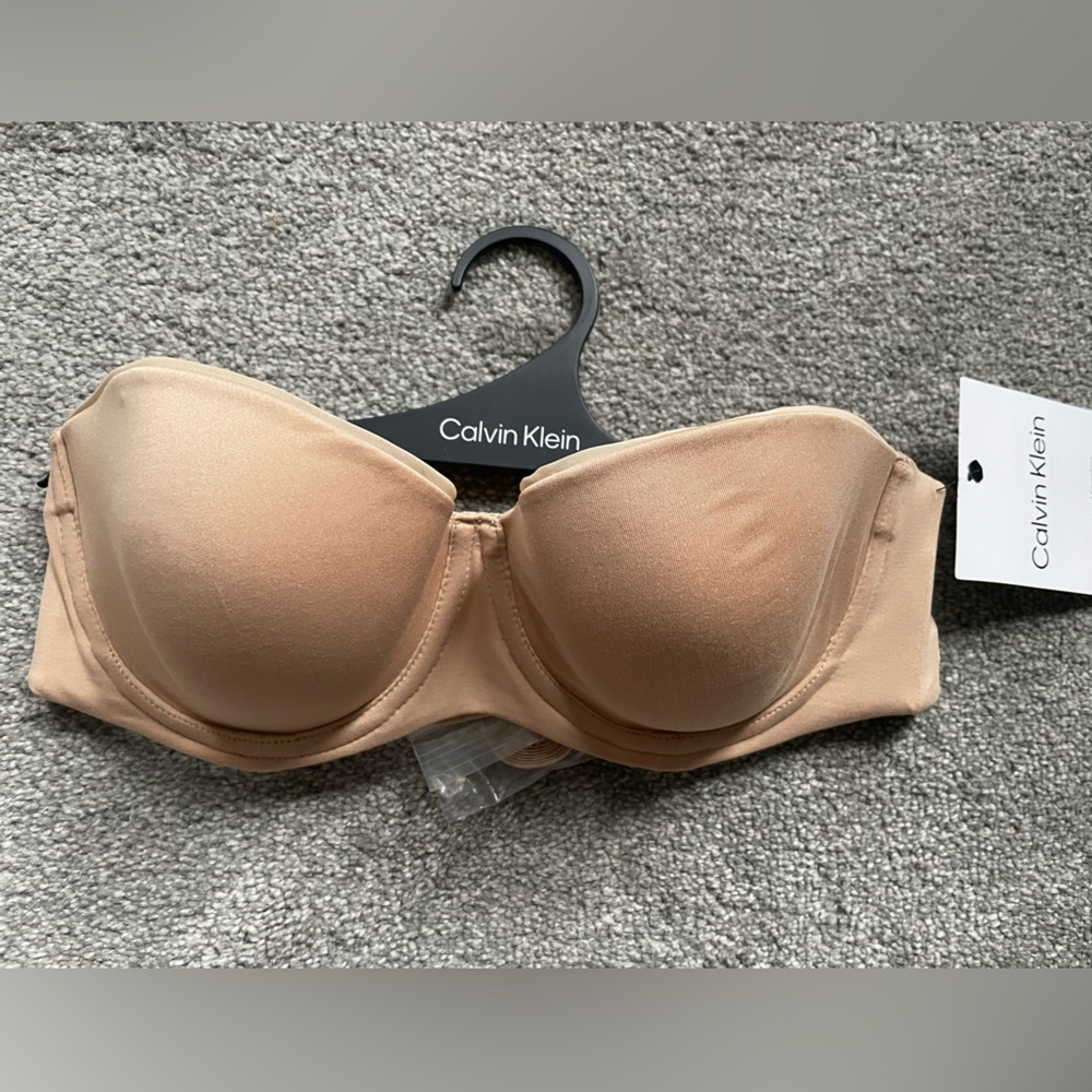 Calvin Klein 34b three way bra beige lightly lined strapless